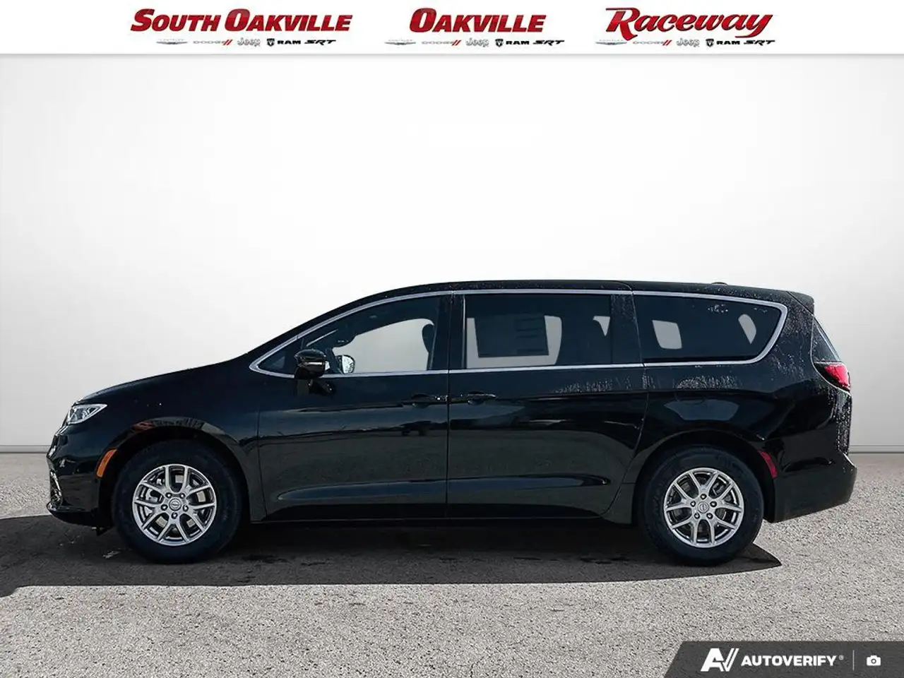 Chrysler Pacifica снимка Chrysler Pacifica