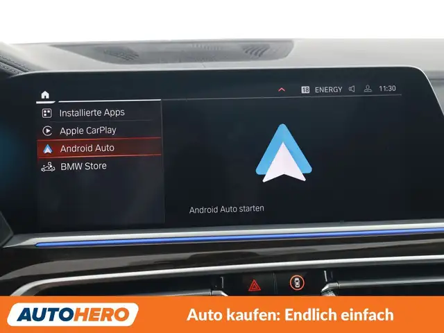 BMW X7 view 25