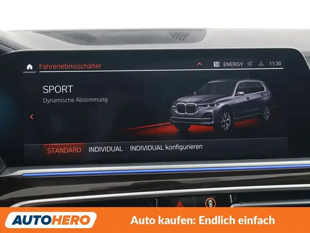 BMW X7 view 26