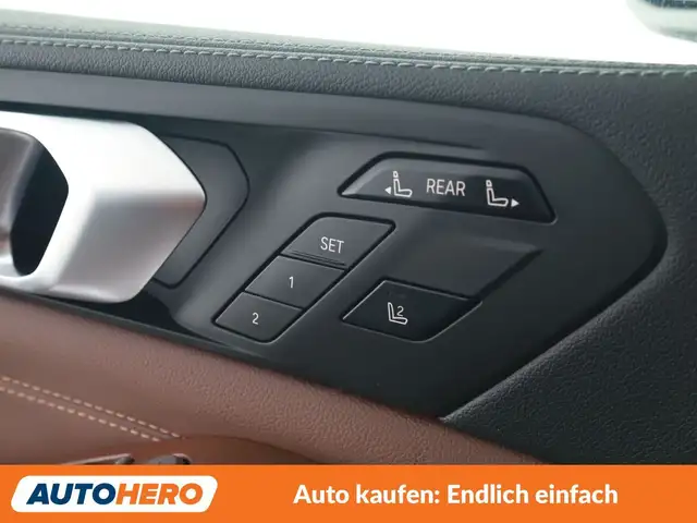 BMW X7 view 30