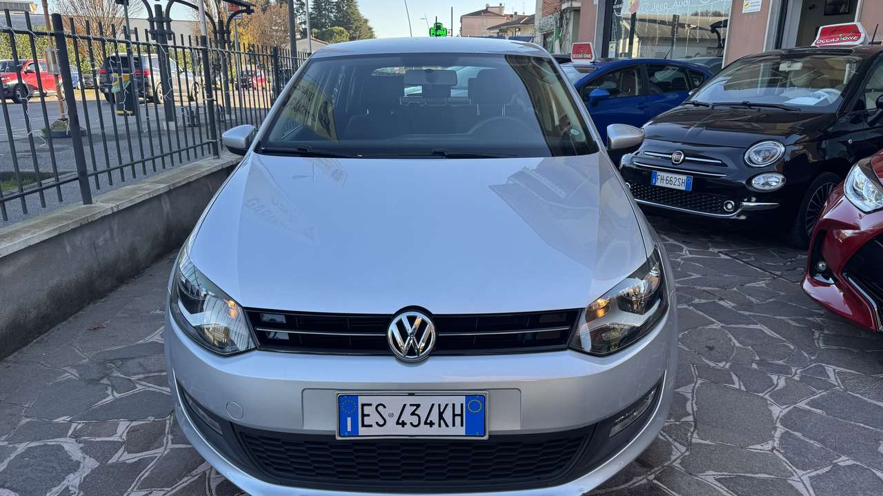 Volkswagen Polo 5p 1.6 tdi R-Line 90cv neo patentati