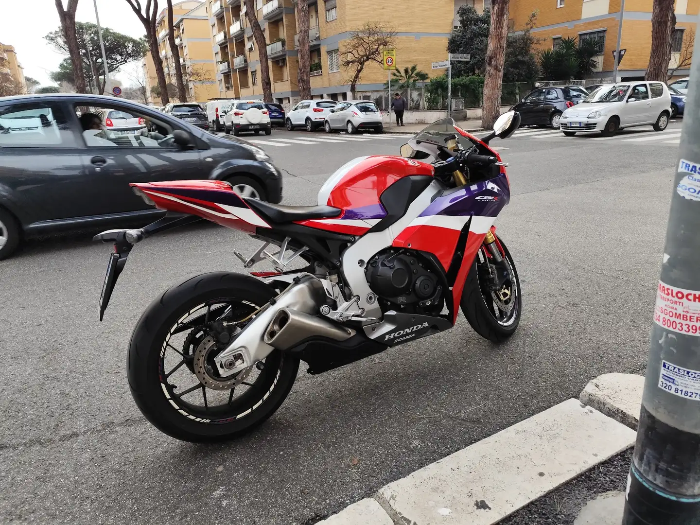 Honda CBR 1000 HRC Fekete - 2