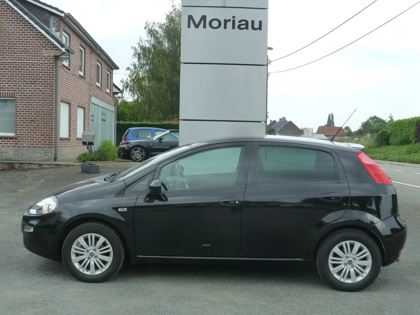 Fiat Punto 1.2i Zwart - 1