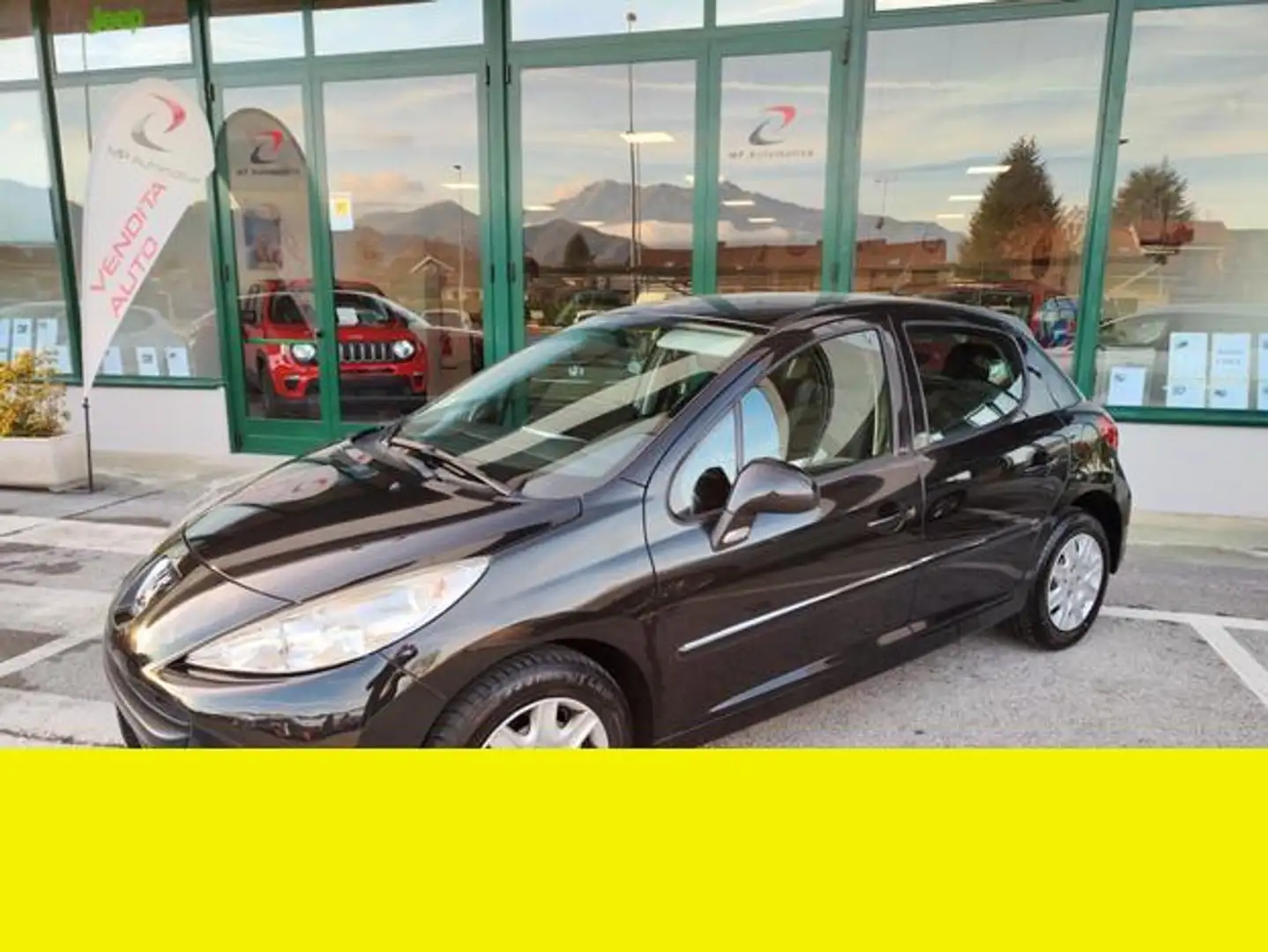 Peugeot 207 - 1