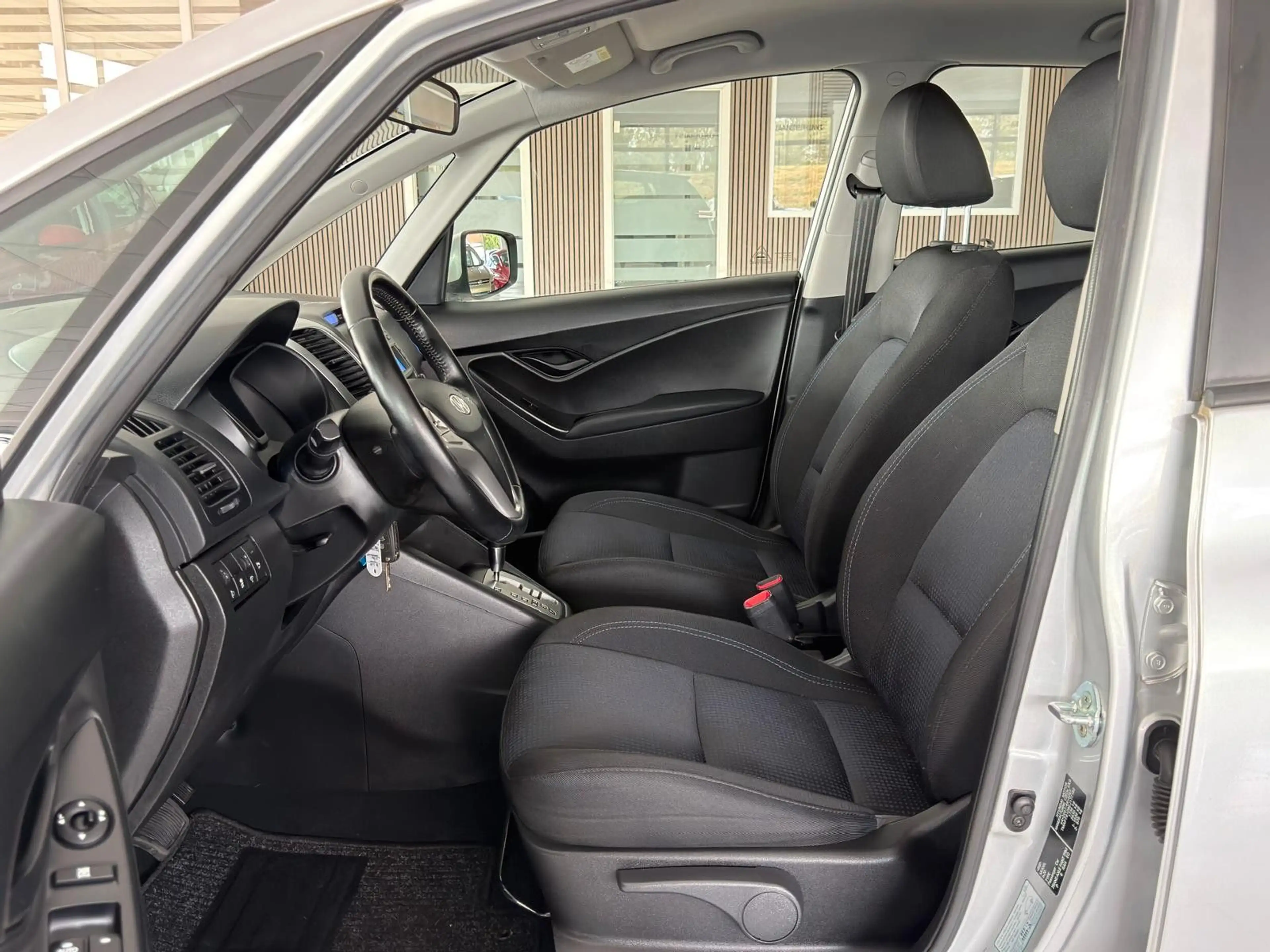 Hyundai iX20 FIFA world Cup Edition+Automatik+Sitzh+TOP! — photo 7