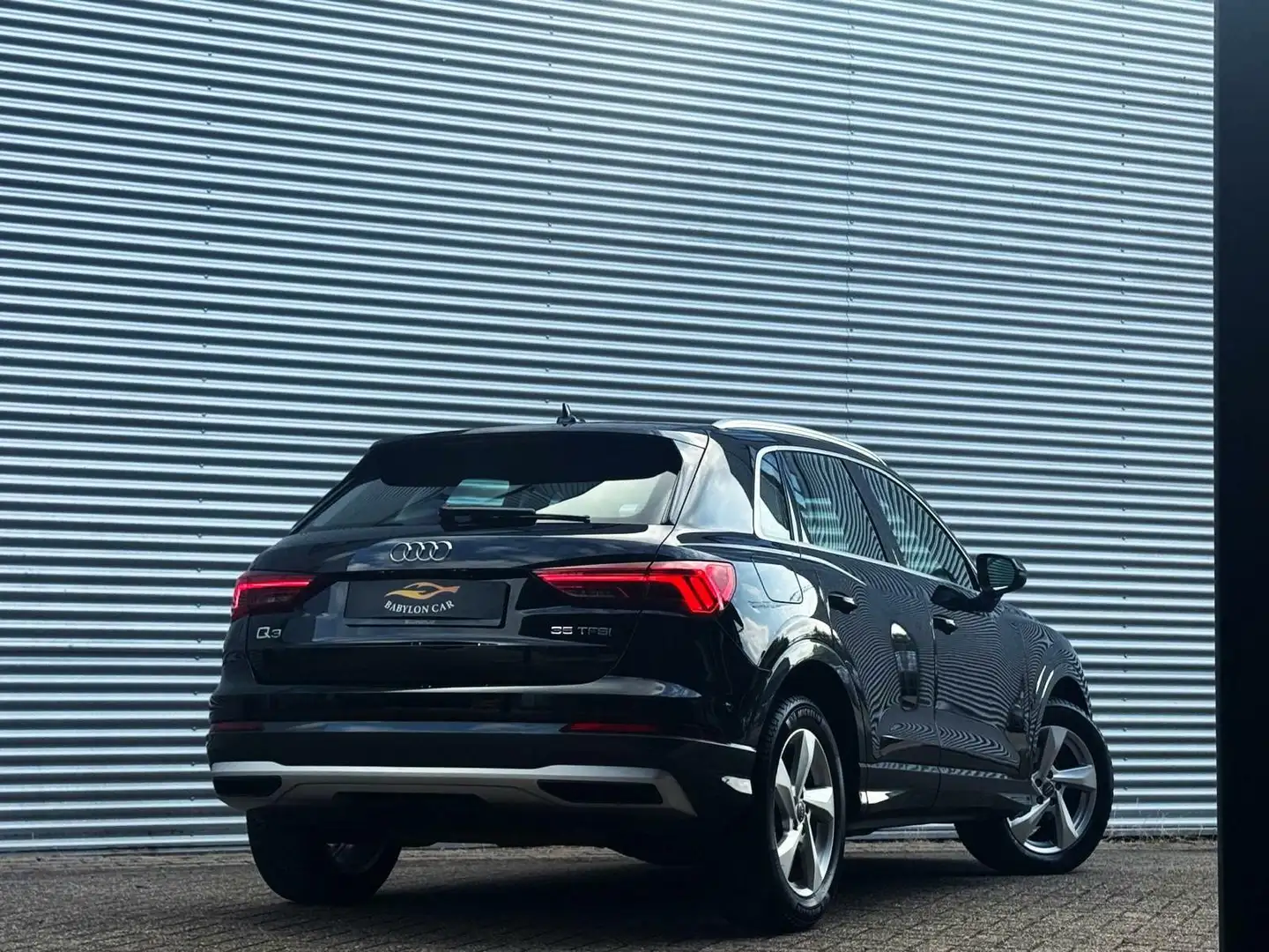 Audi Q3 35 TFSI Edition/ Camera/Matrix Led/Aut/Trekhaak/Ca Negro - 2