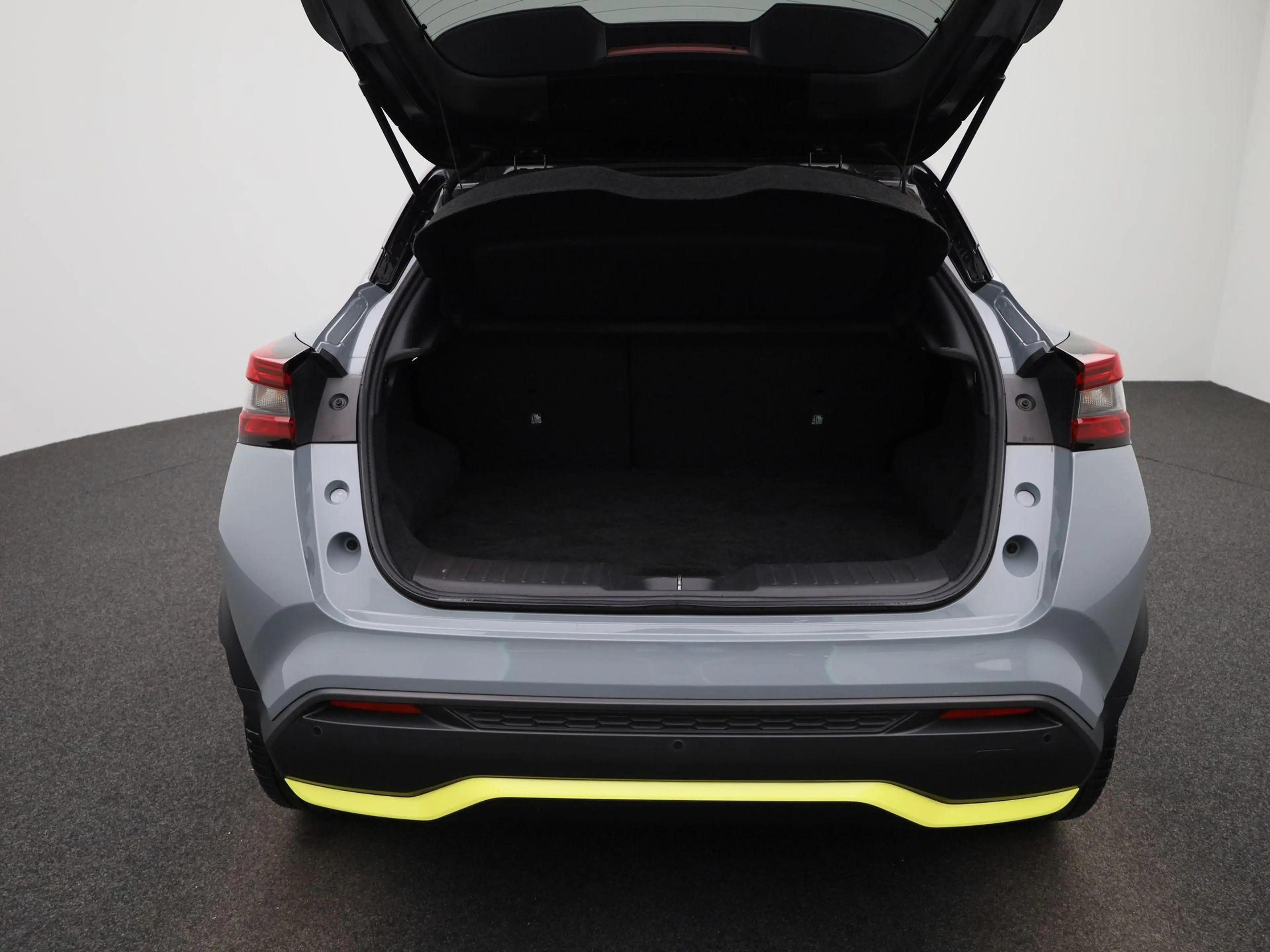 Nissan Juke 1.0 DIG-T Kiiro — photo 12