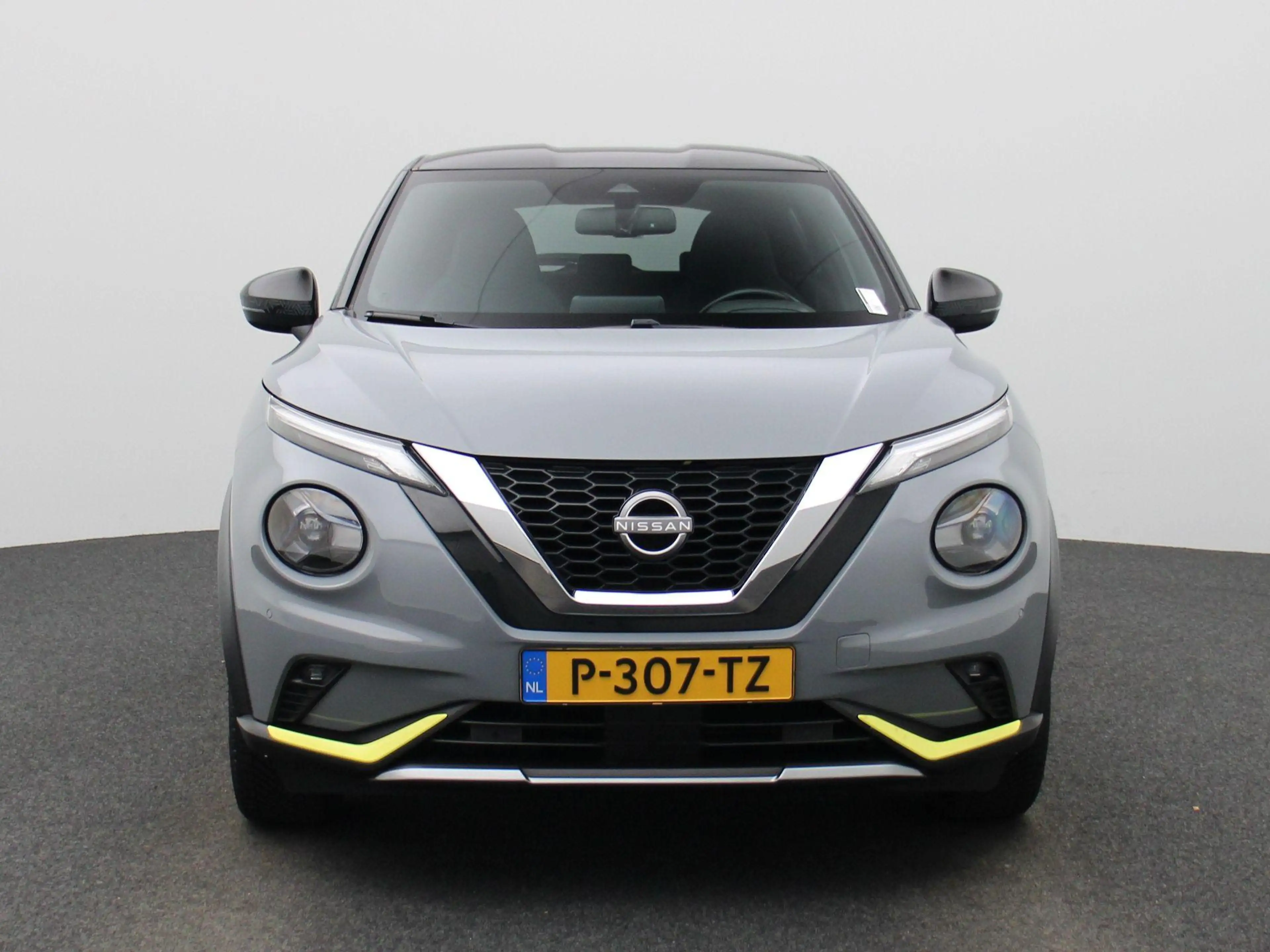 Nissan Juke 1.0 DIG-T Kiiro — photo 3
