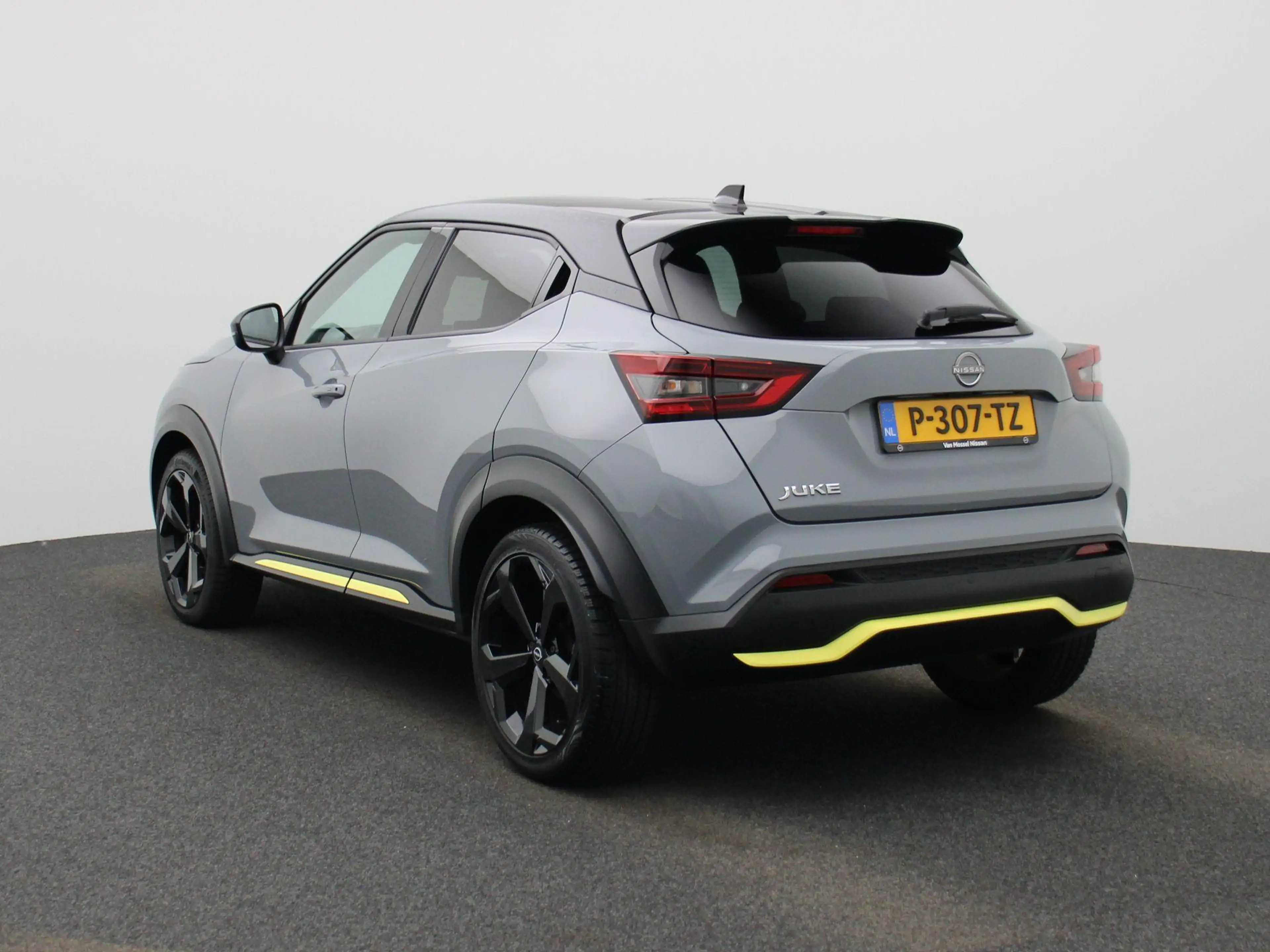 Nissan Juke 1.0 DIG-T Kiiro — photo 2