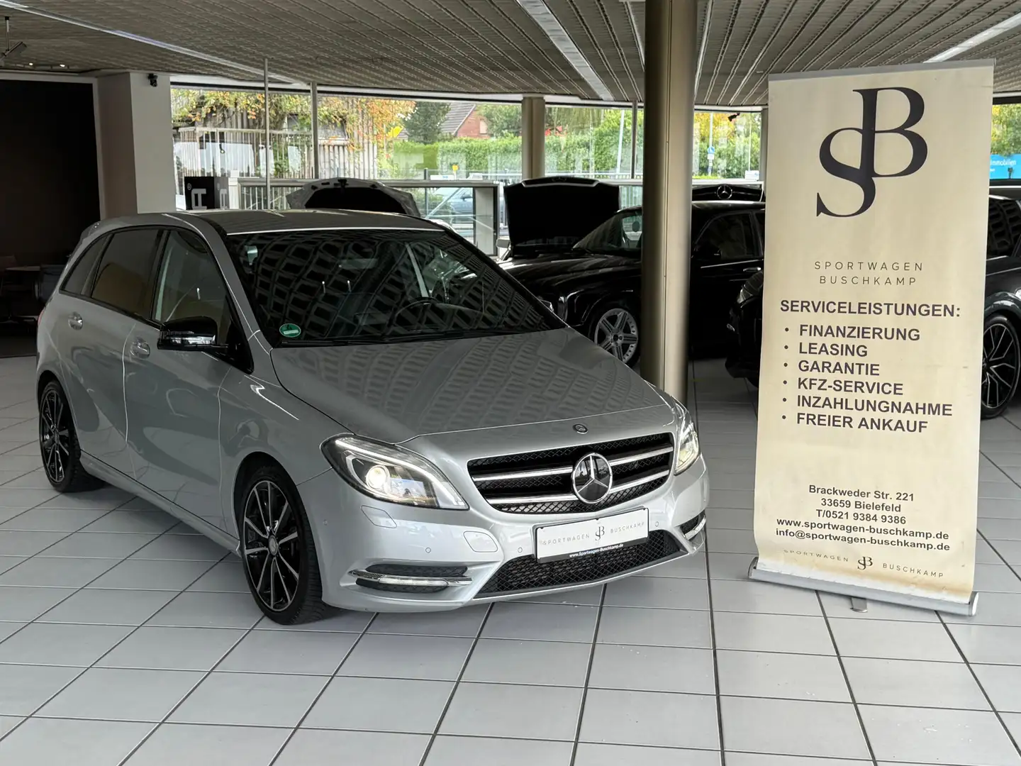Mercedes-Benz B 200 SPORT-PAKET KAMERA BI-XENON NIGHT MEMO AHK Silber - 1