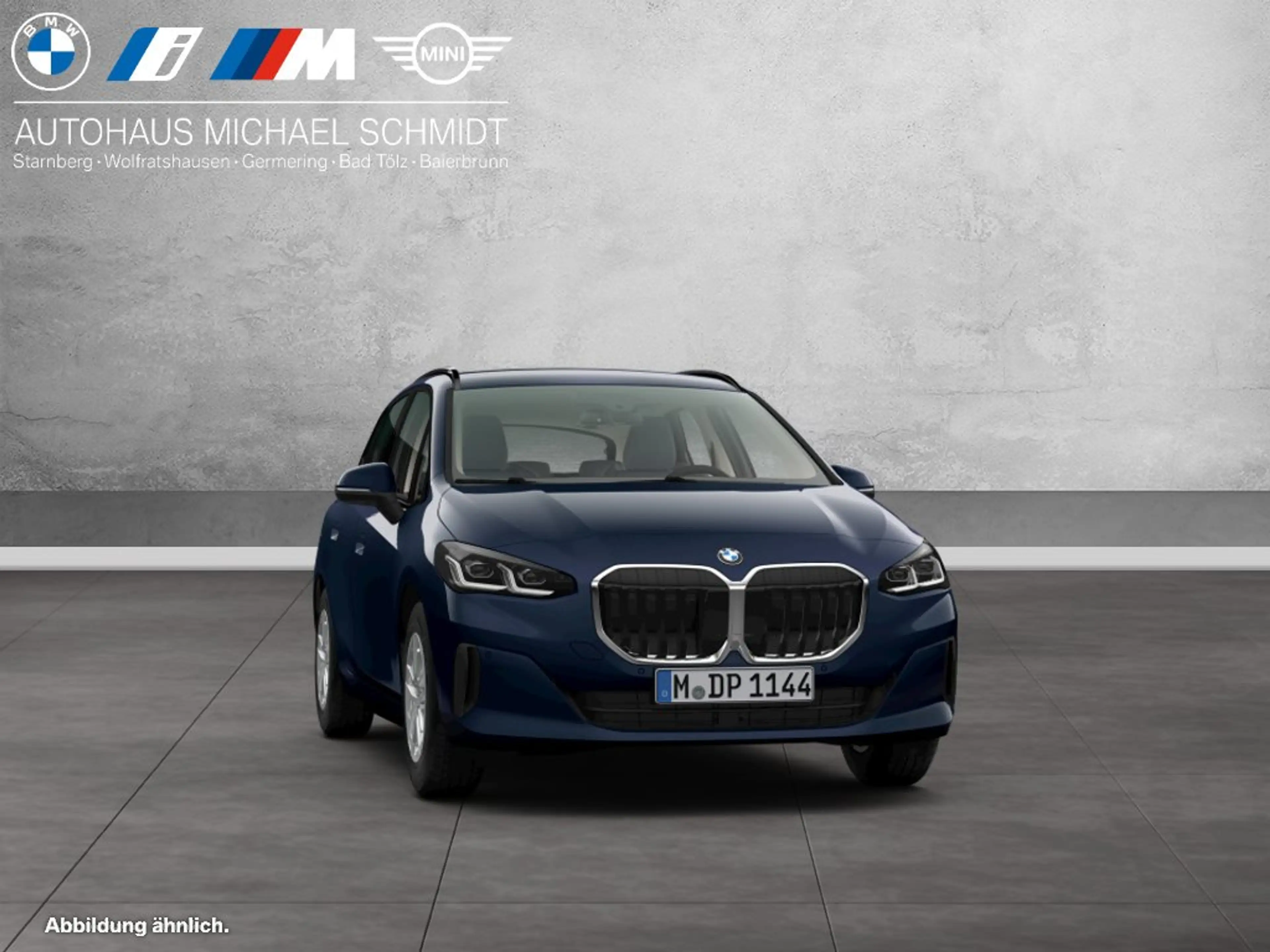 BMW 216 i Active Tourer — photo 10