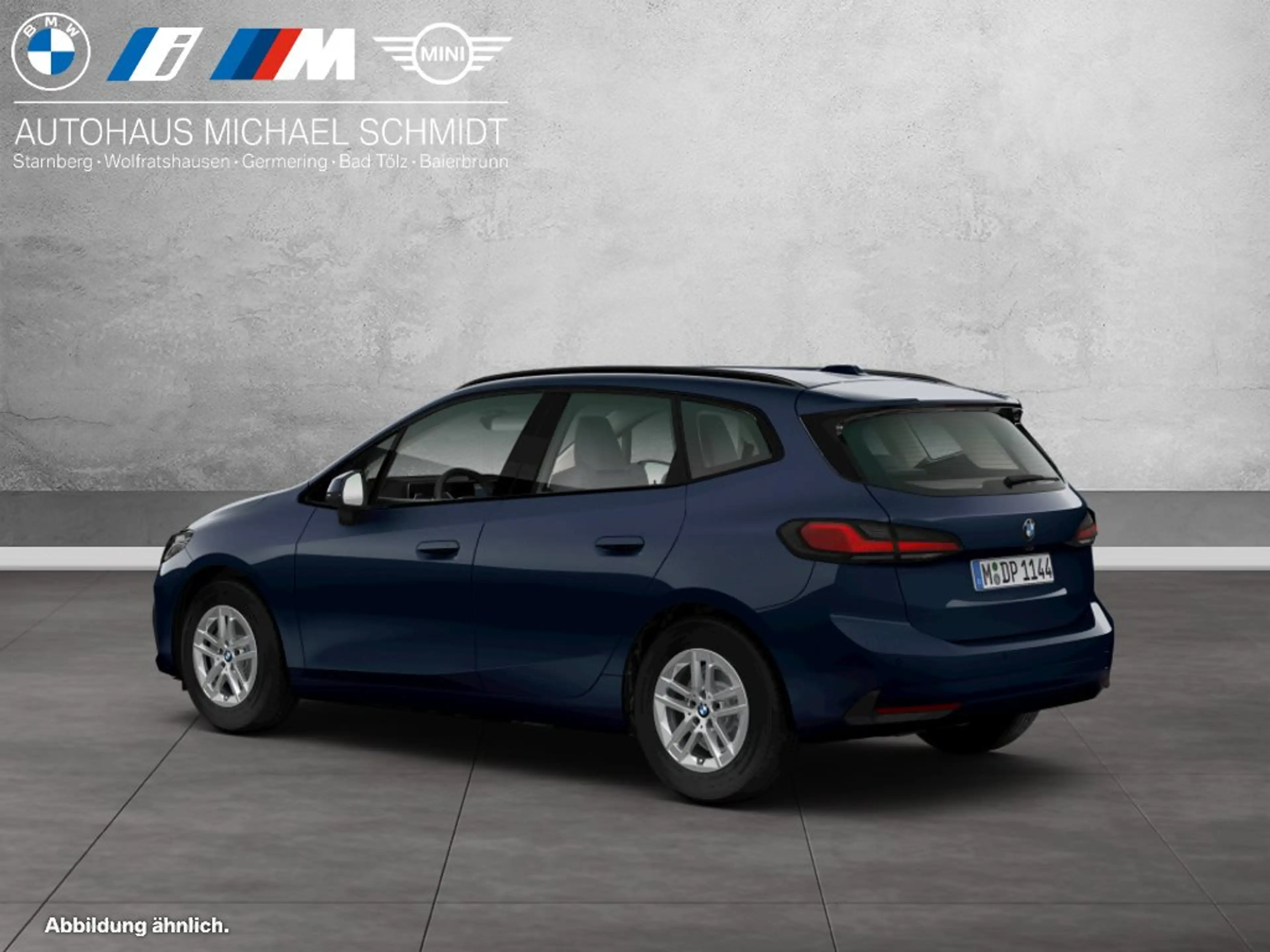 BMW 216 i Active Tourer — photo 6