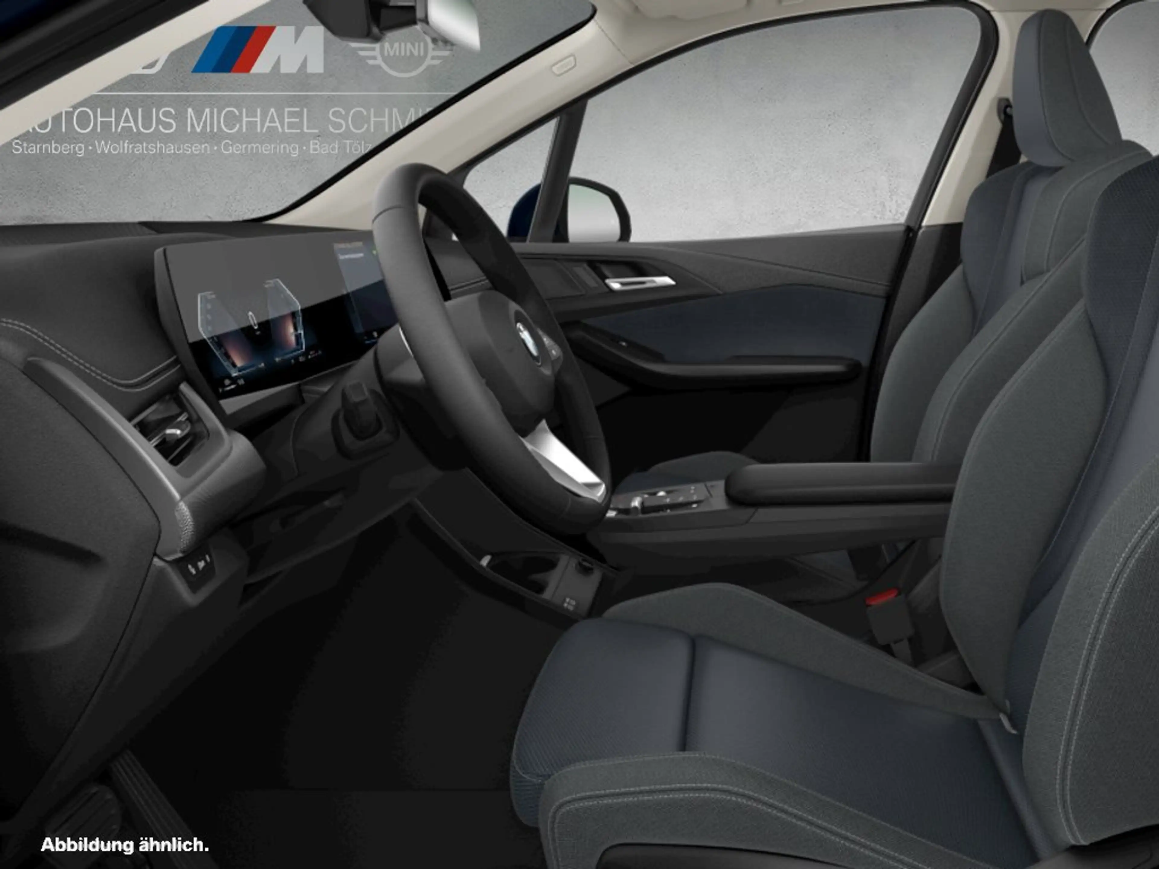 BMW 216 i Active Tourer — photo 3