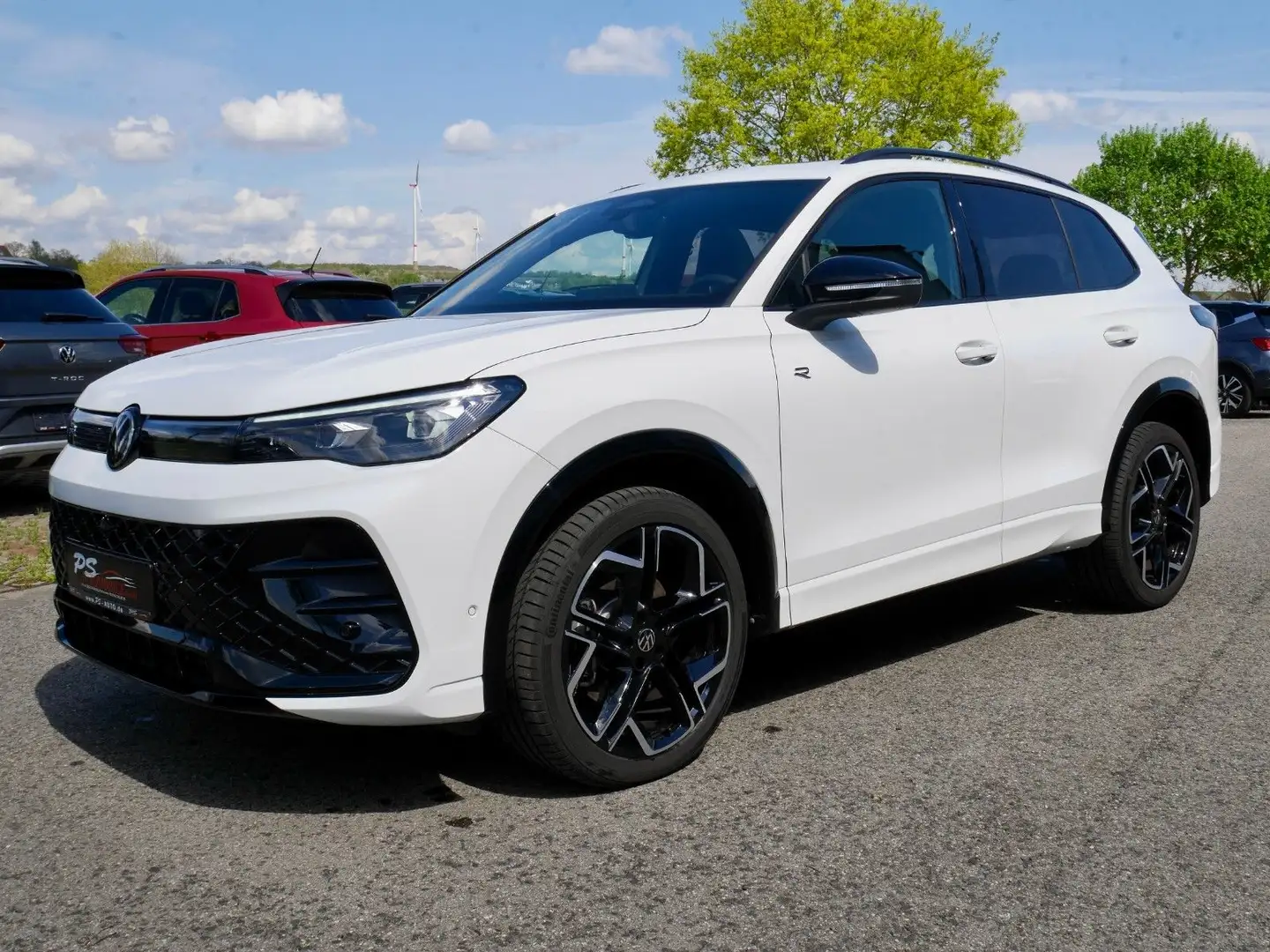 Volkswagen Tiguan 2.0 TDI DSG 4M"R-Line"AHK+Matrix+360+Pano Blanc - 2