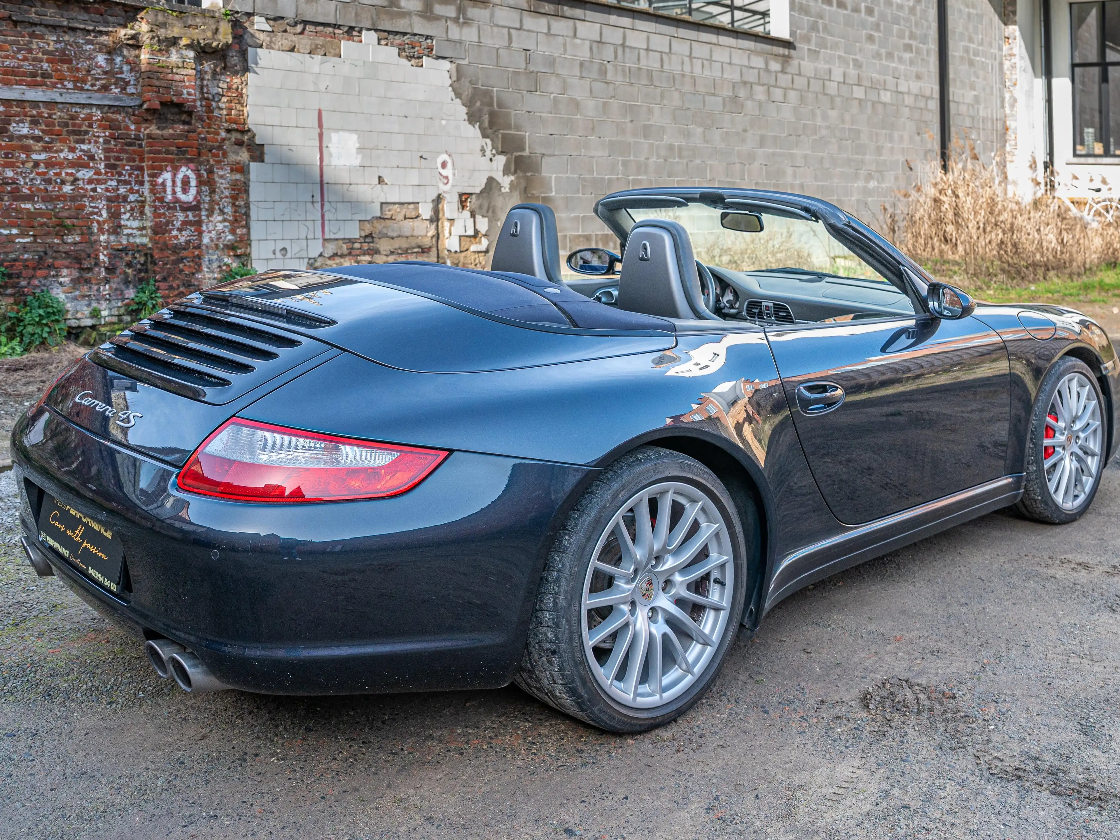 Porsche 997 Carrera 4S cabrio — photo 8