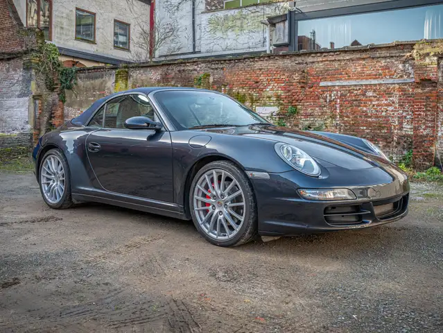 Porsche 997 Carrera 4S cabrio