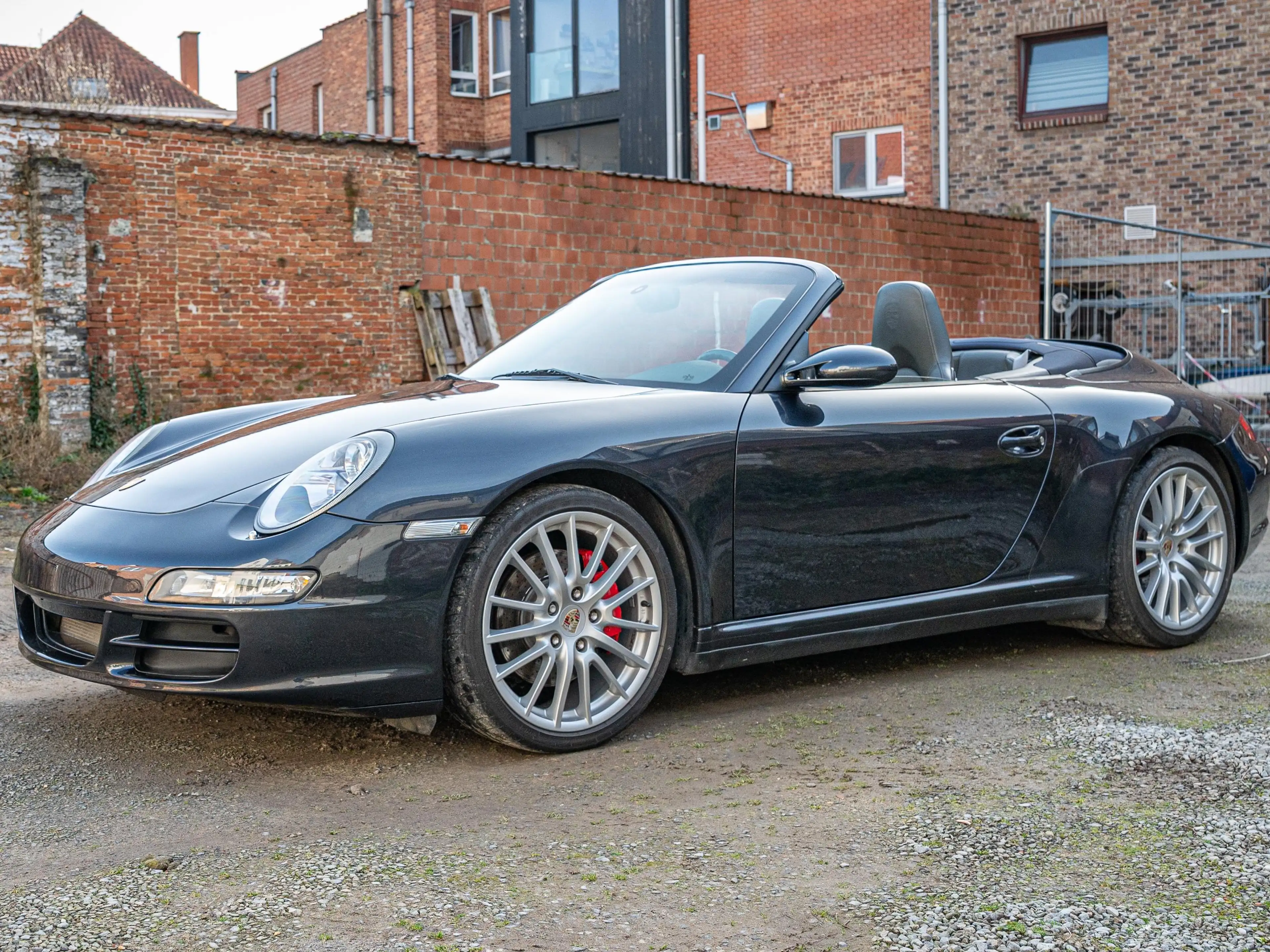 Porsche 997 Carrera 4S cabrio — photo 9
