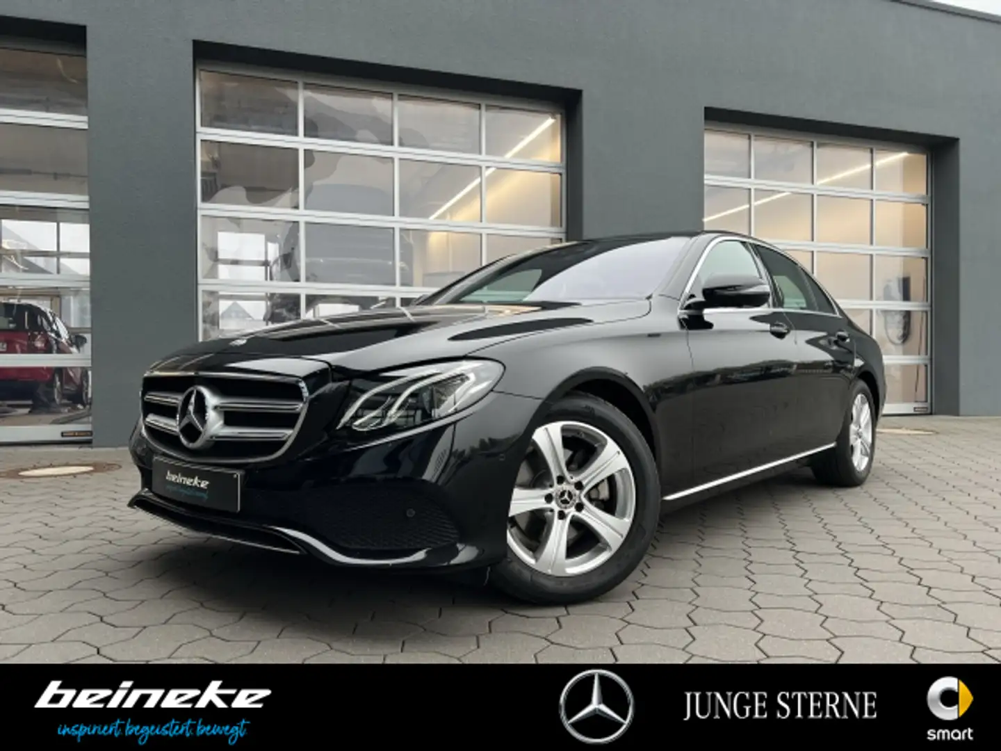 Mercedes-Benz E 200 E 200 Limo AVANTGARDE LED Widescreen Comand 360° Negro - 2