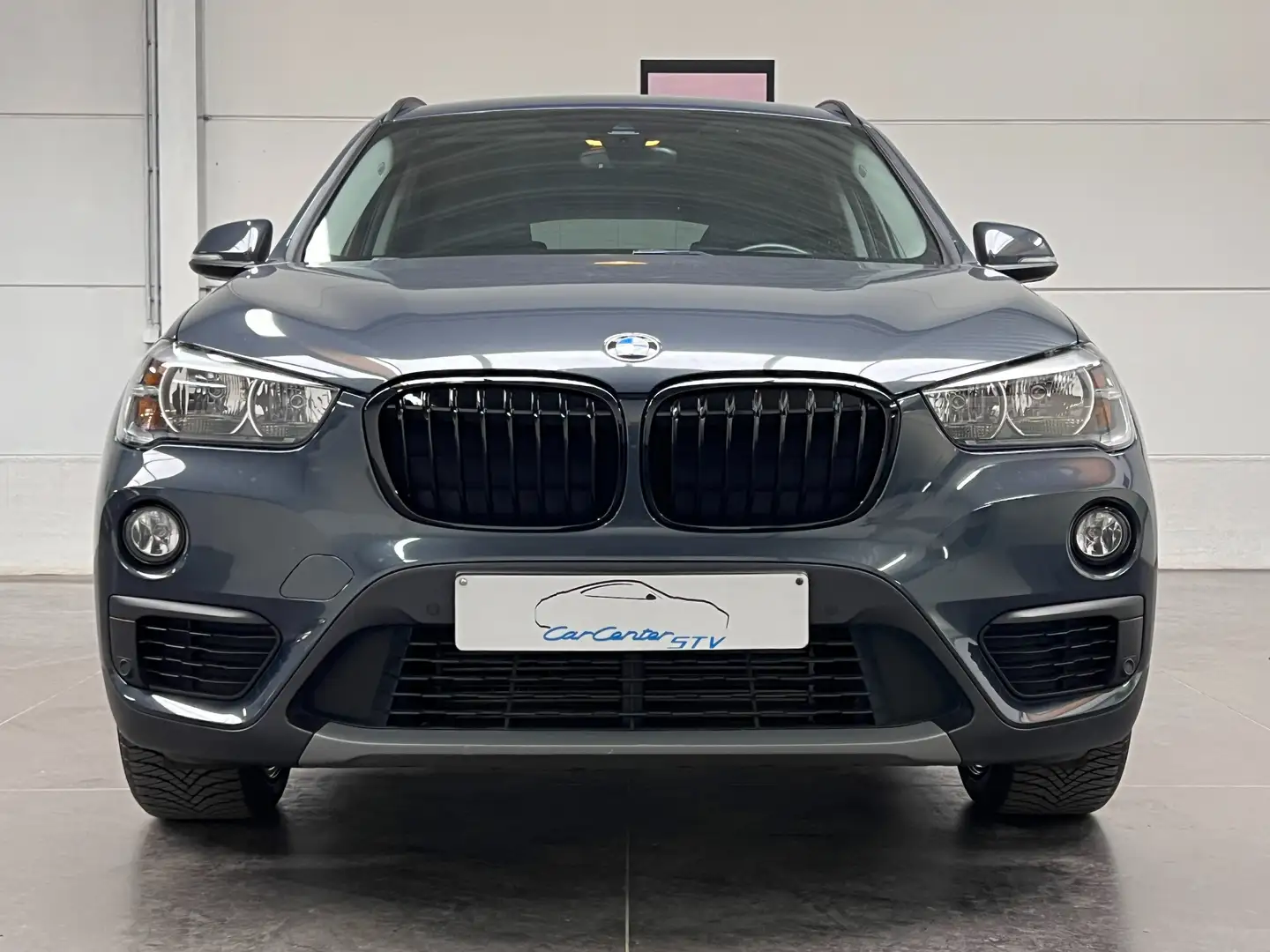 BMW X1 2.0 dA Steptronic / leder / Camera / Gris - 2