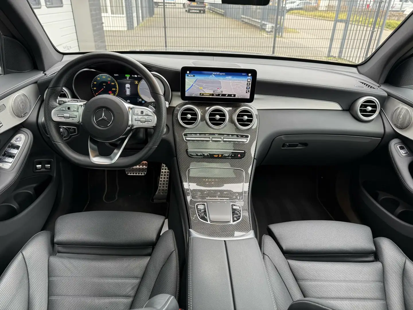 Mercedes-Benz GLC 300 300e 4MATIC AMG ADAPTIVE CRUISE/ BURM / TREKHAAK Grijs - 2