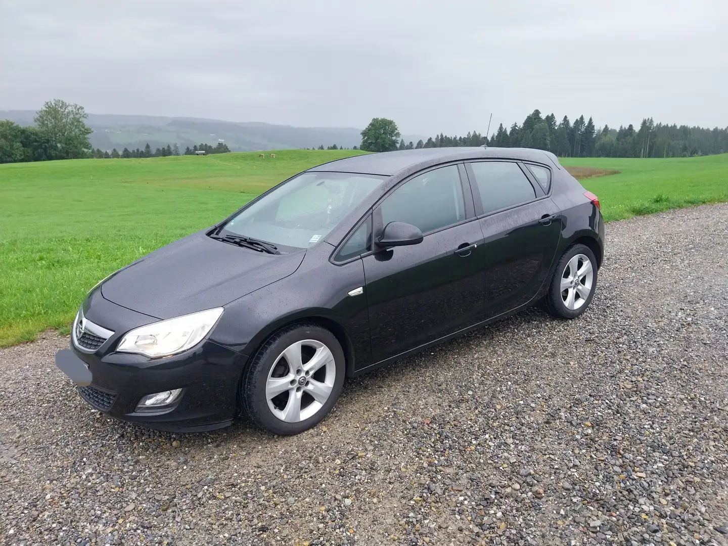 Opel Astra Design Edition Schwarz - 1