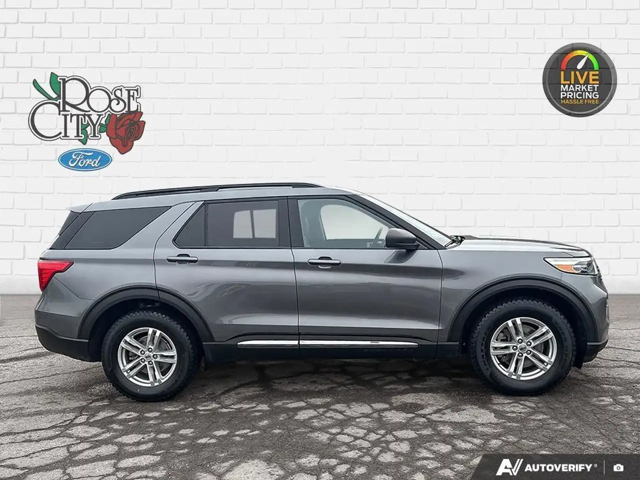 Ford Explorer снимка Ford Explorer