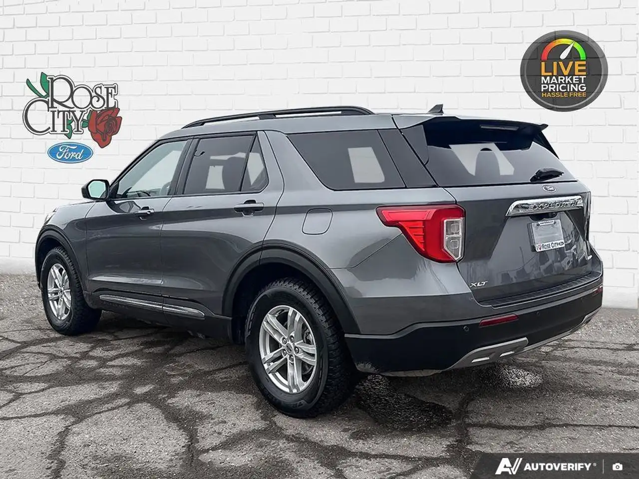 Ford Explorer снимка Ford Explorer