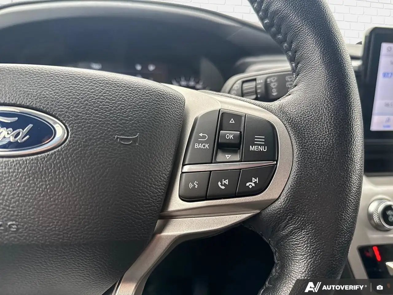 Ford Explorer снимка Ford Explorer