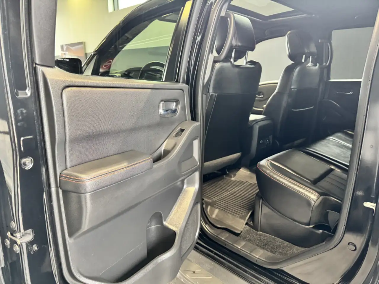 Nissan Frontier снимка Nissan Frontier
