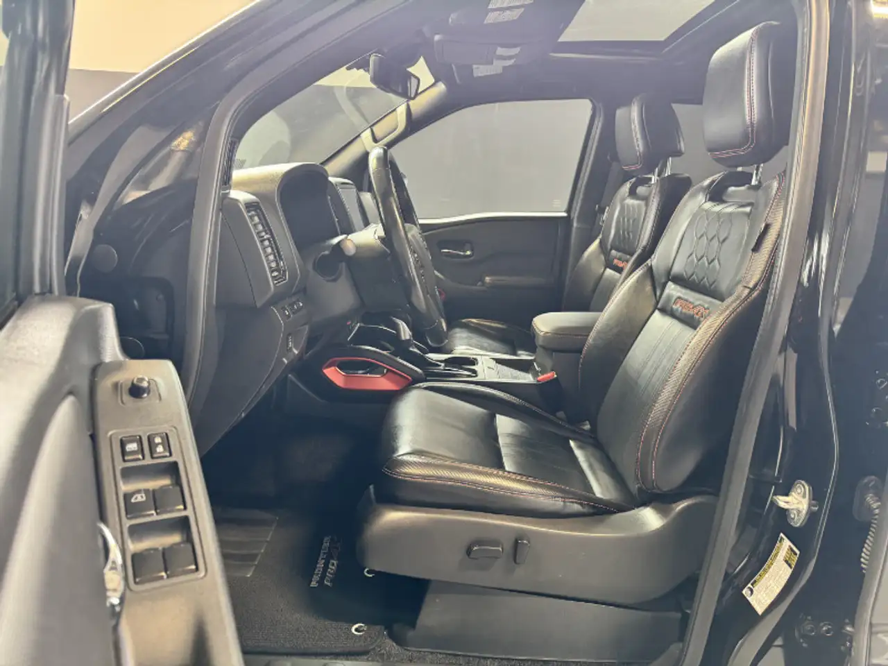 Nissan Frontier снимка Nissan Frontier