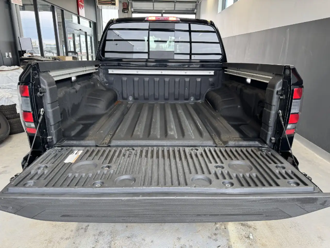 Nissan Frontier снимка Nissan Frontier