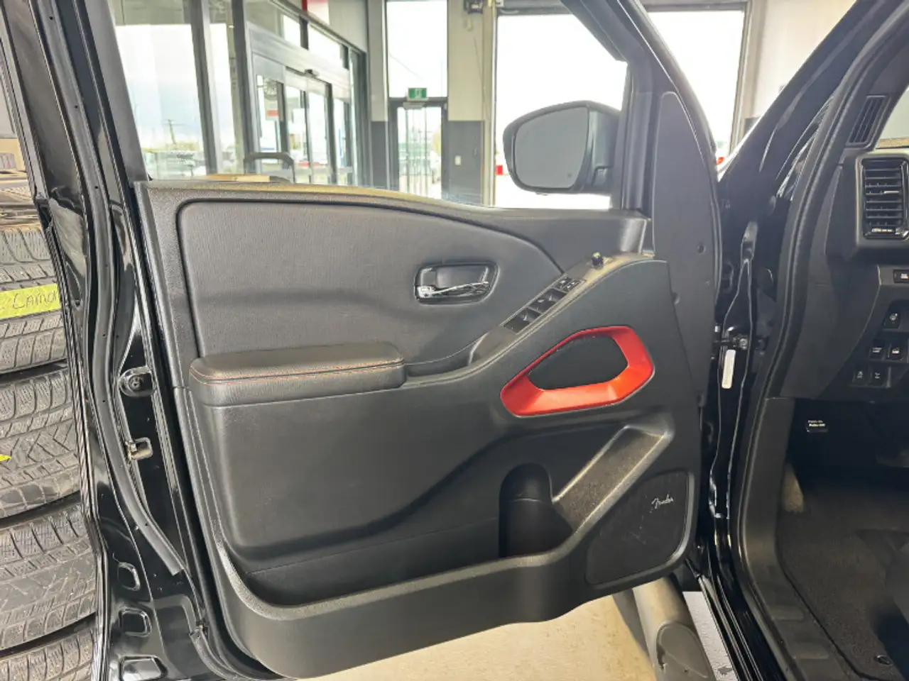 Nissan Frontier снимка Nissan Frontier
