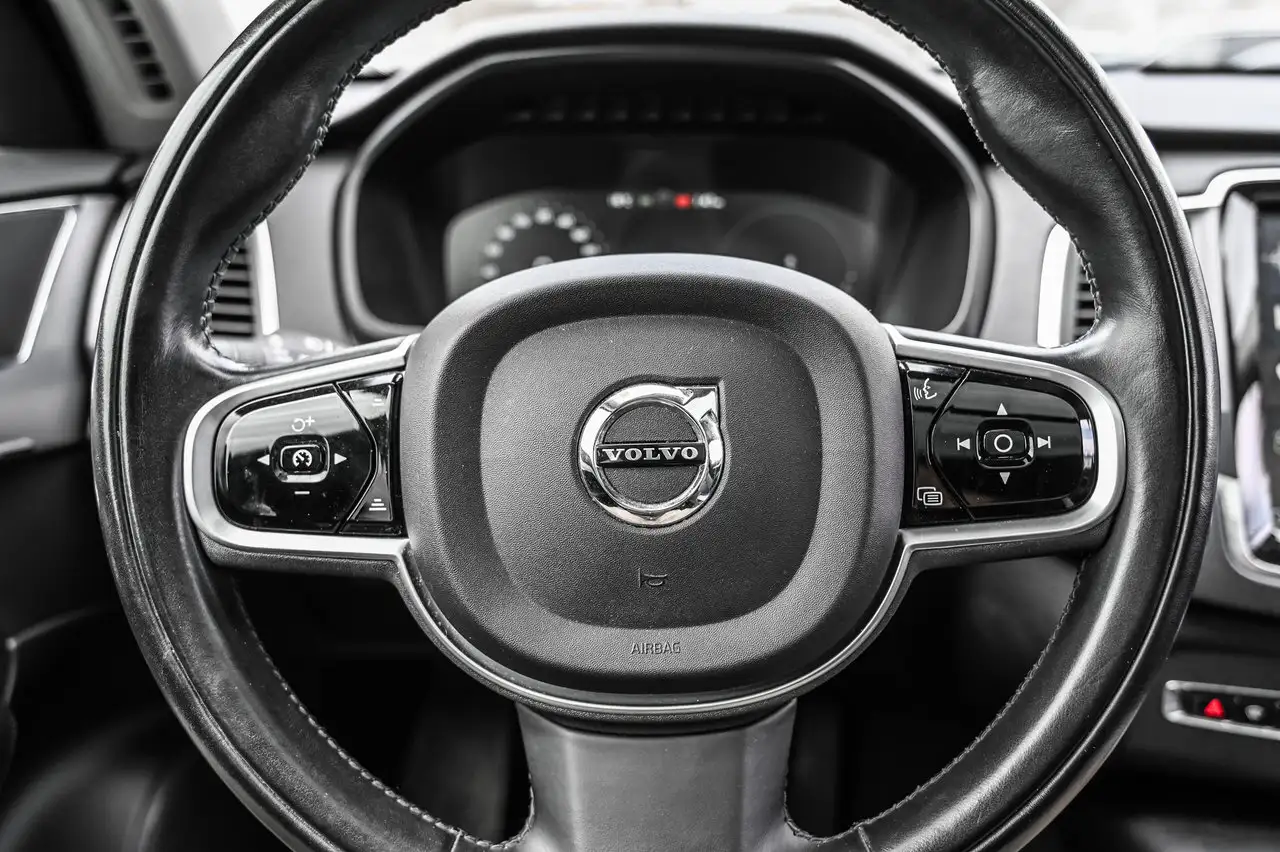 Volvo XC90 снимка Volvo XC90
