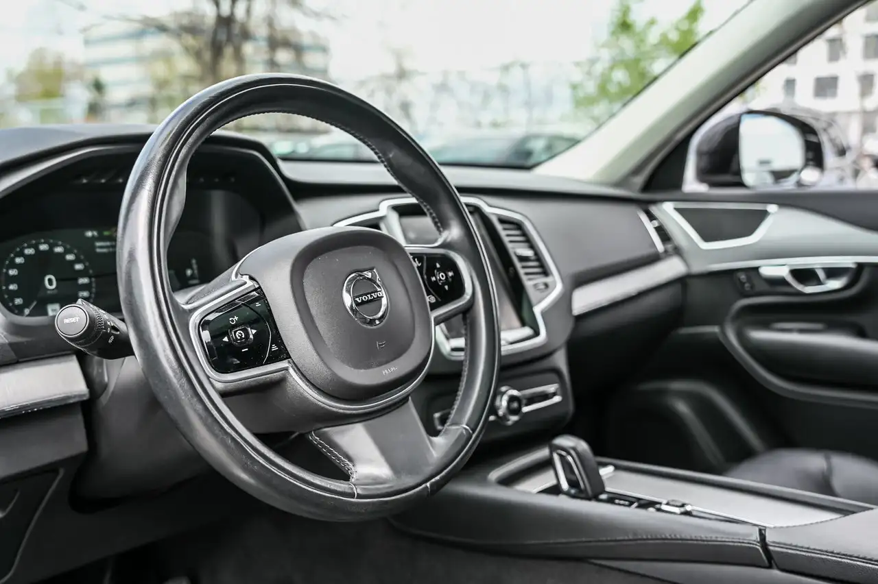 Volvo XC90 снимка Volvo XC90