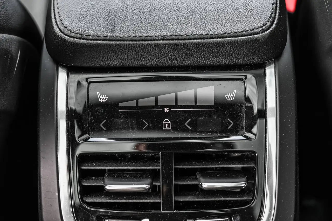 Volvo XC90 снимка Volvo XC90