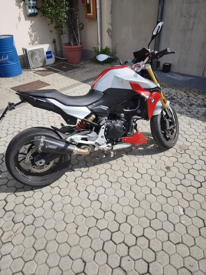 BMW F 900 R