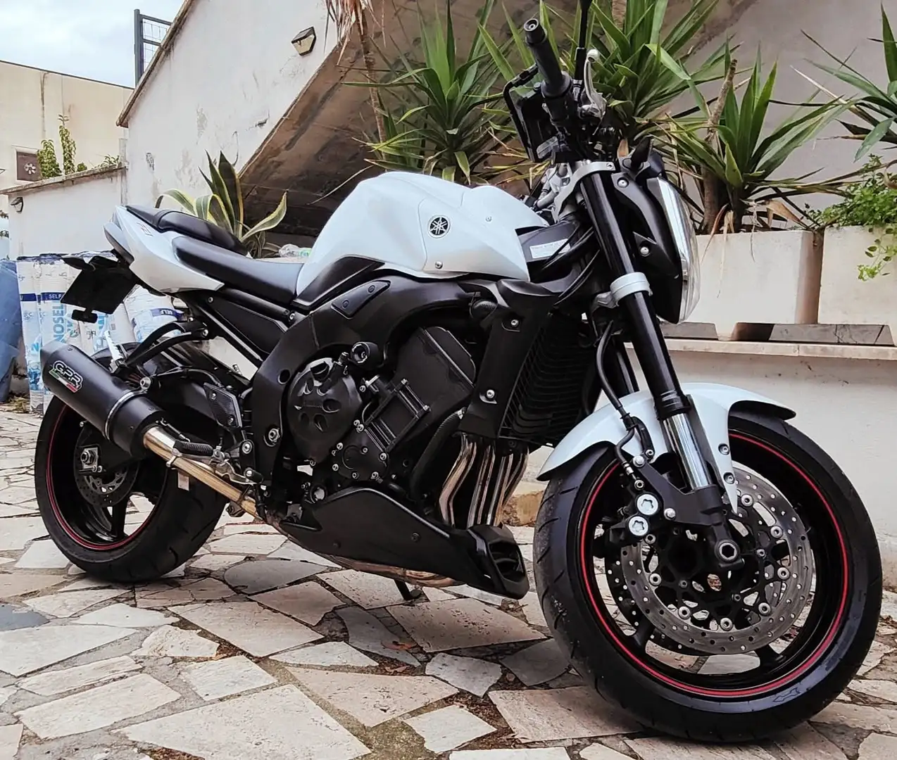 Yamaha FZ 1 Bianco - 1