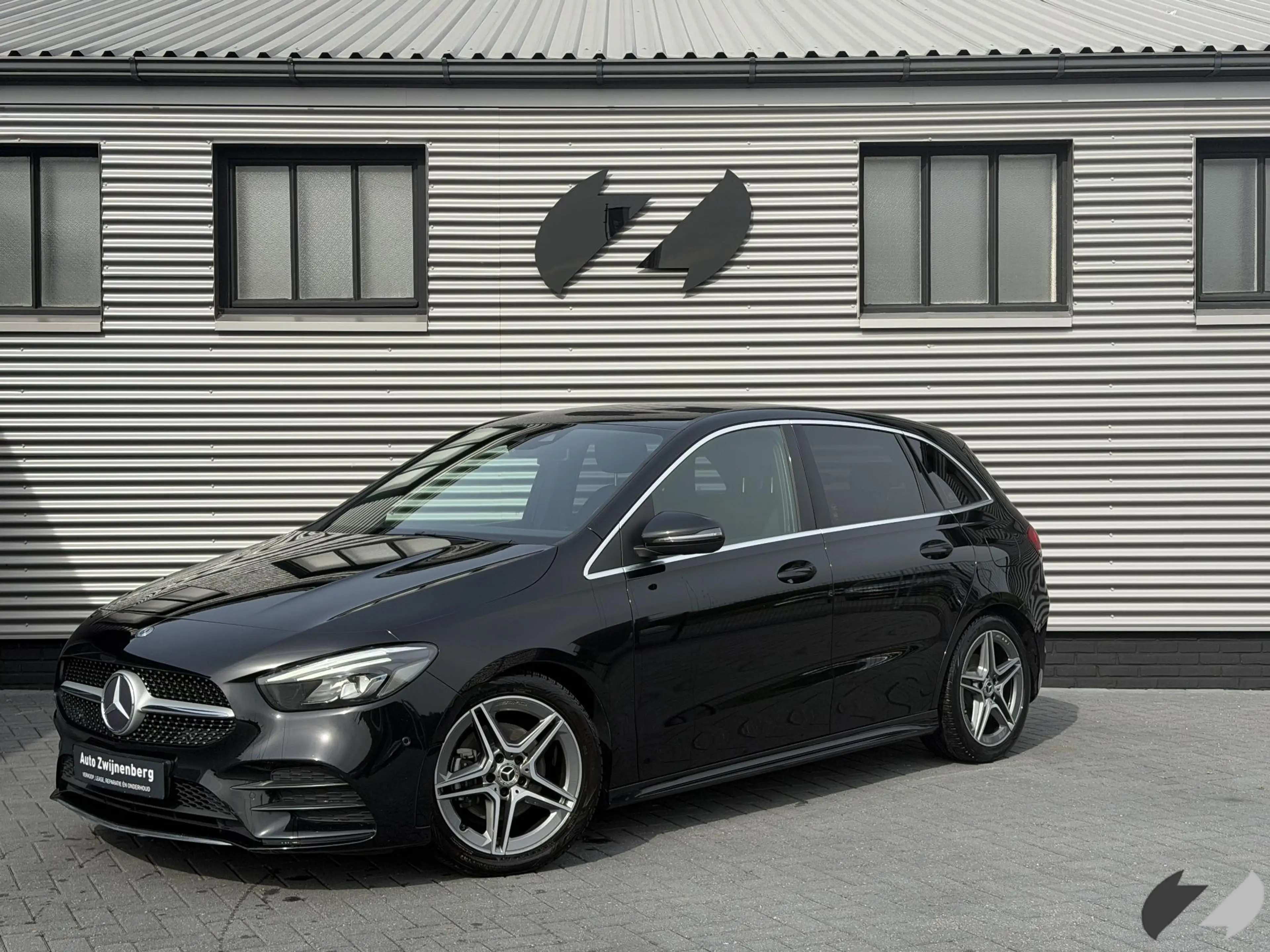 Mercedes-Benz B 180 180d Business Solution AMG | Cruise | Carplay |