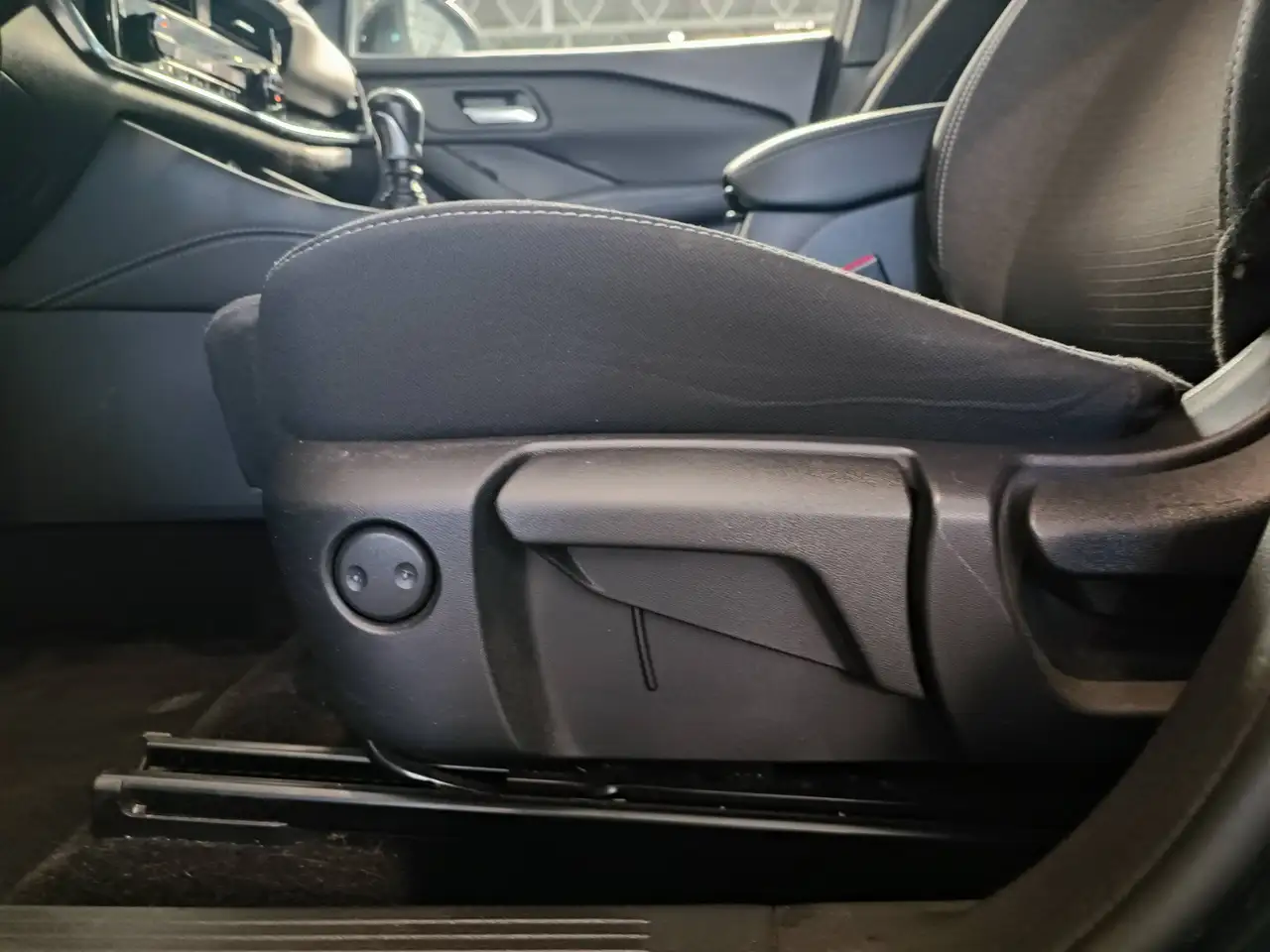 Nissan Qashqai III 2021 1.3 mhev N-Connecta 2wd 140cv, миниатюра 24