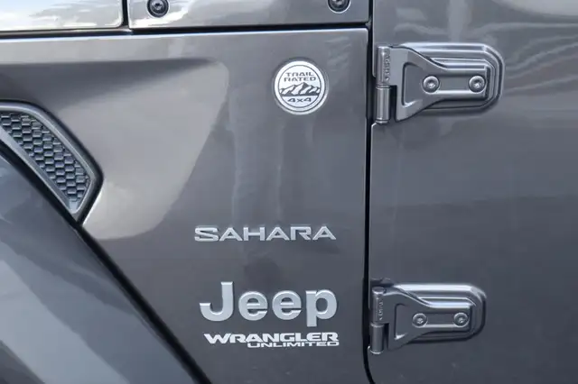 Jeep Wrangler view 12