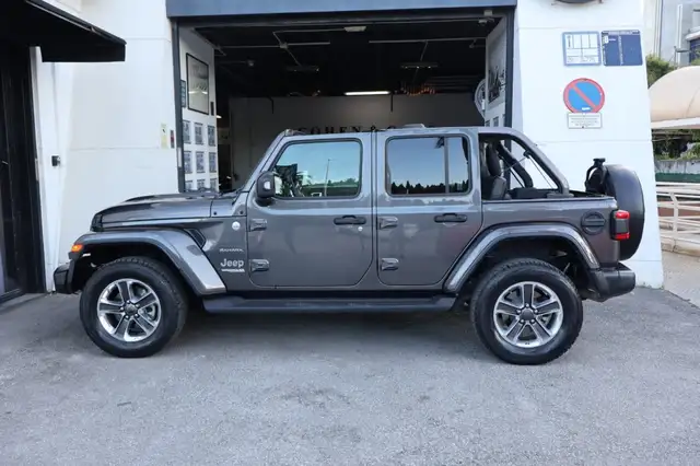 Jeep Wrangler view 10