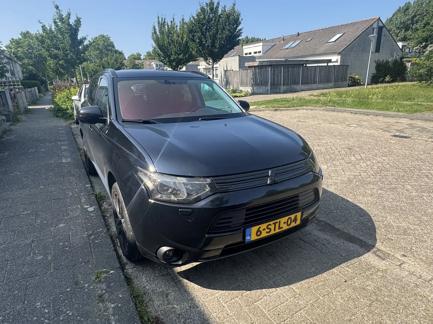 Mitsubishi Outlander 2.0 PHEV Instyle Negro - 1