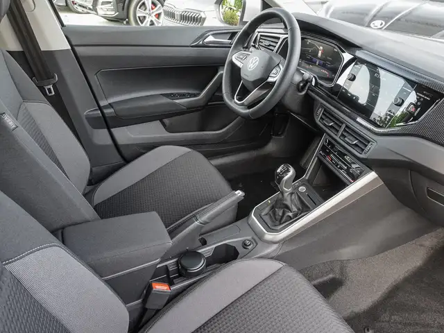 Volkswagen Taigo view 8