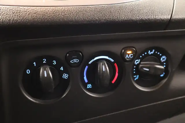 Ford Transit Custom view 12