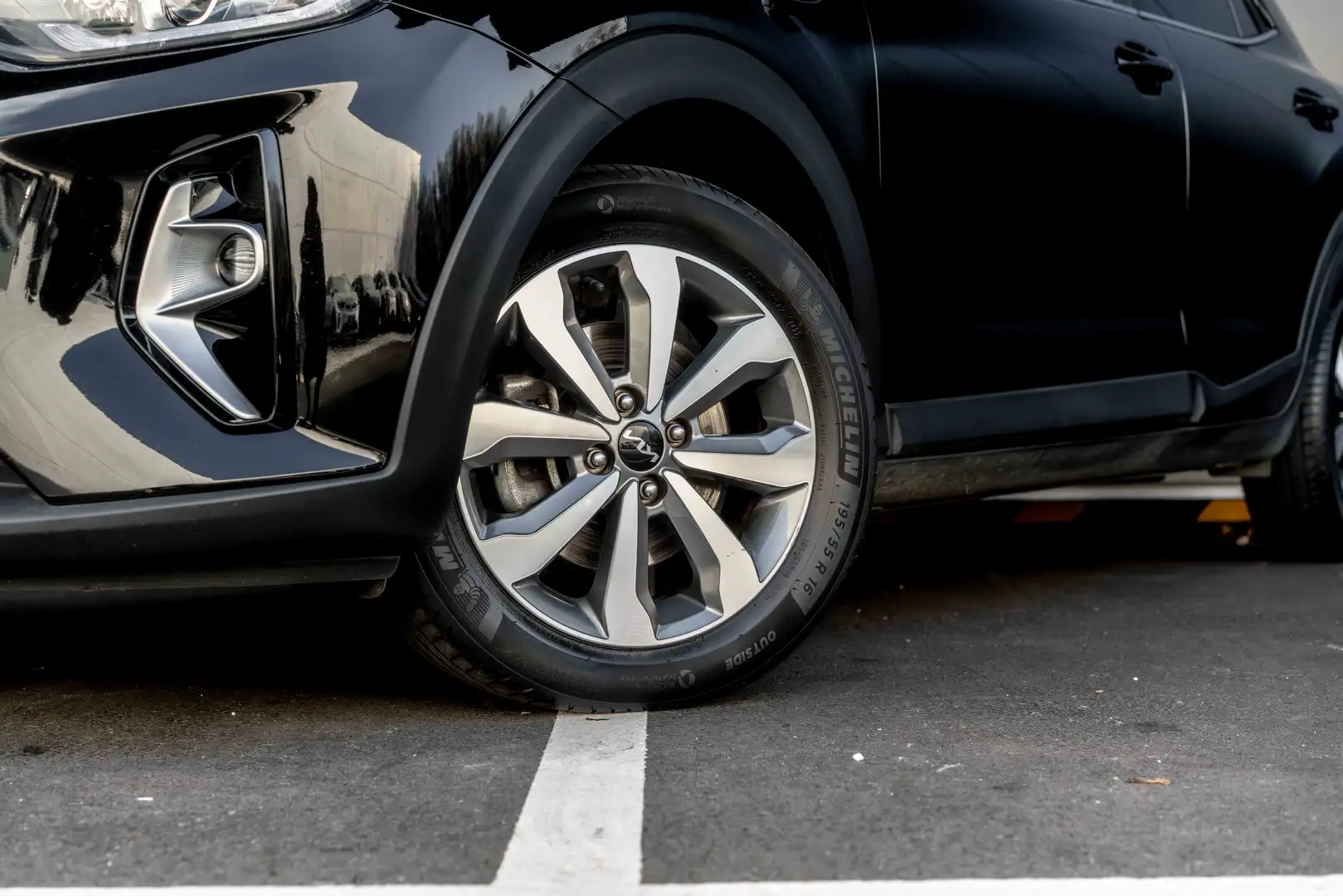 Kia Stonic 1.0 TGDI | Camera | CC | Navi | Carplay | Manueel Noir - 2