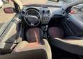 Ford Fiesta 1.4 16V 80CH GHIA 5P Or - thumbnail 9