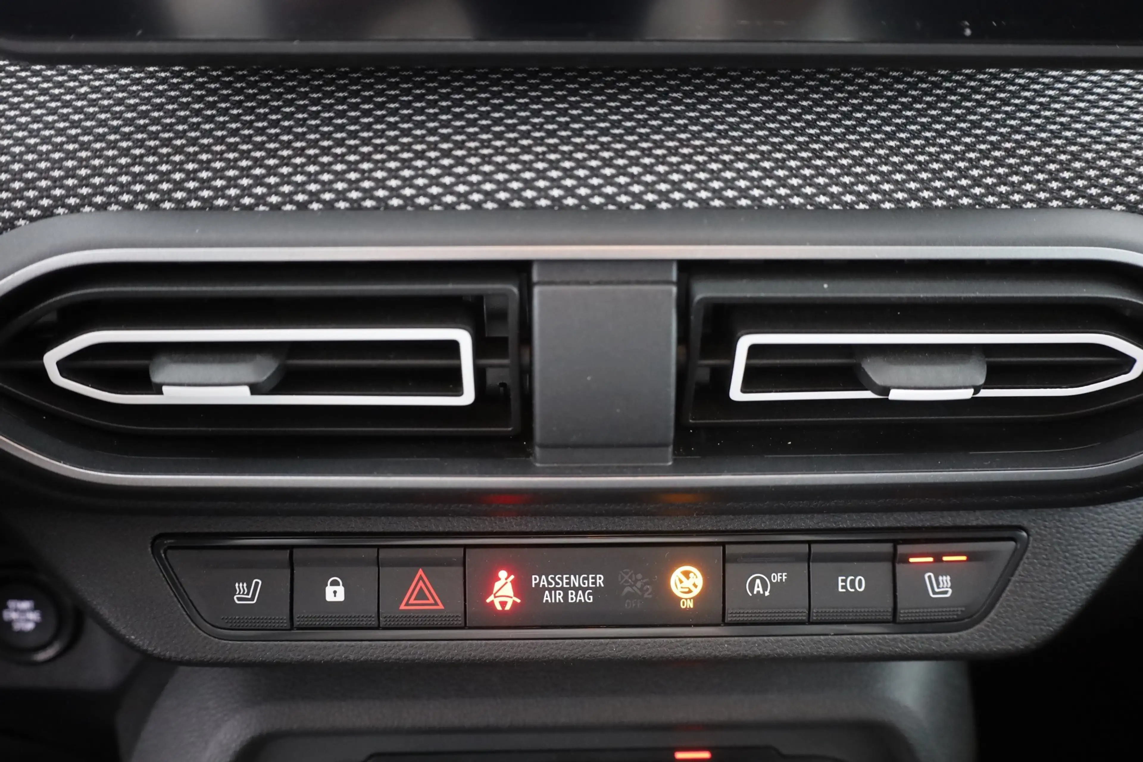 Dacia Jogger 1.0 TCE Extreme+ LED Navi Kamera AHK DAB — photo 13