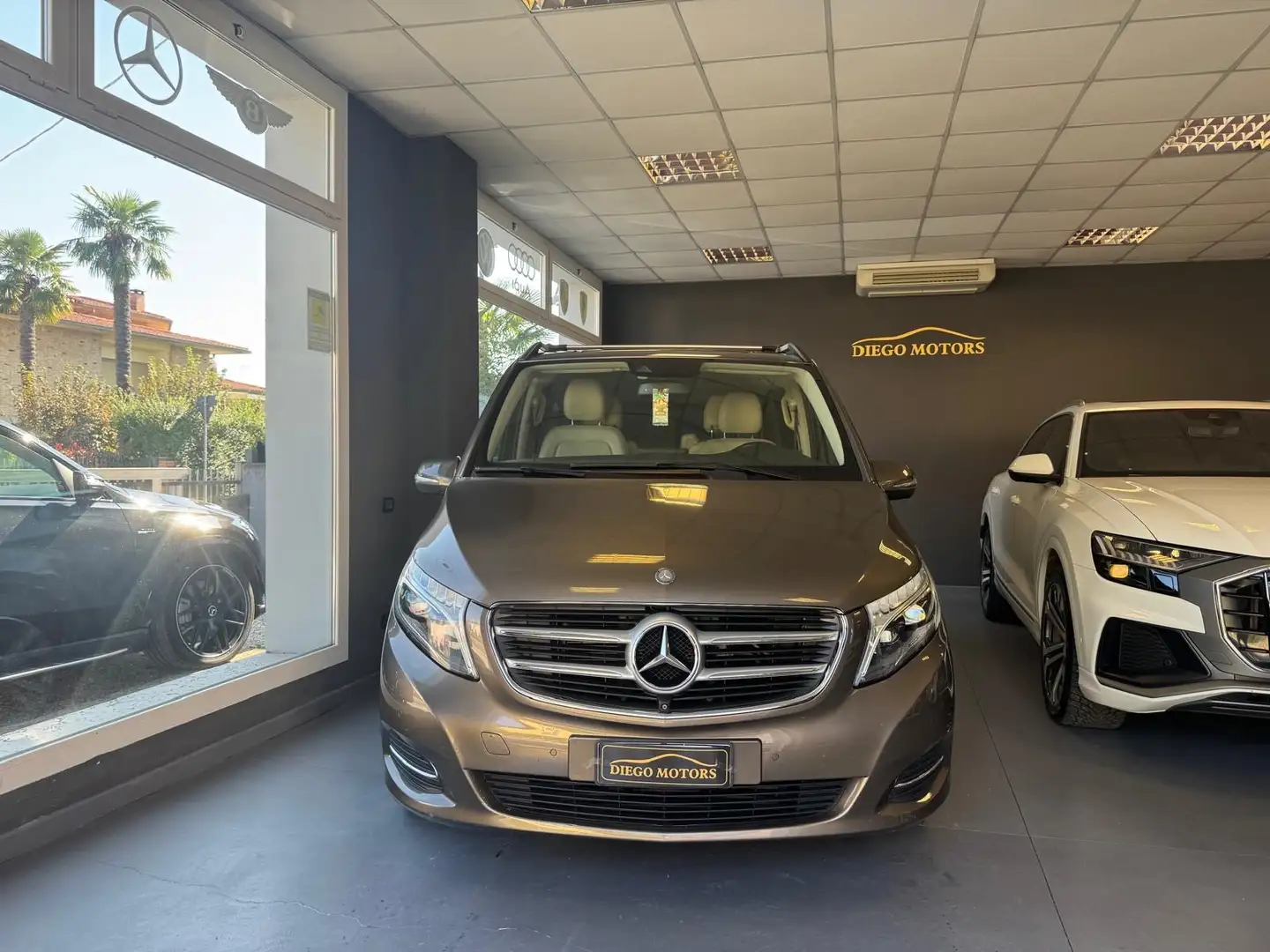 Mercedes-Benz V 220 v classe long premium auto - 2