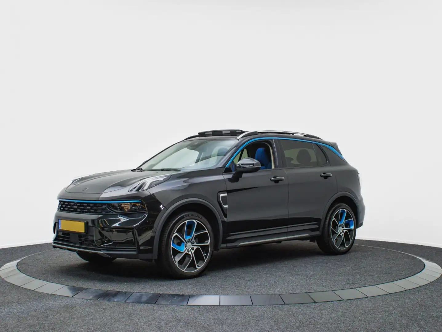 Lynk & Co 01 1.5 | Facelift | 360° camera | Panoramadak Zwart - 2