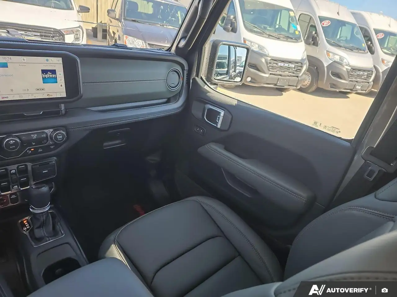 Jeep Gladiator снимка Jeep Gladiator